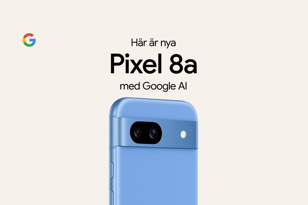 Google Pixel 8a i färgen ljusblå med texten: "Här är nya Pixel 8a med Google AI"