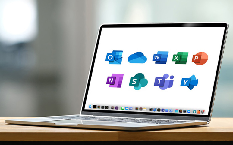 Laptop med ikoner från Microsoft 365