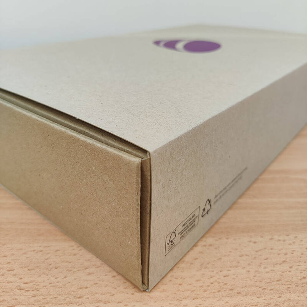 Telias nya returkartong