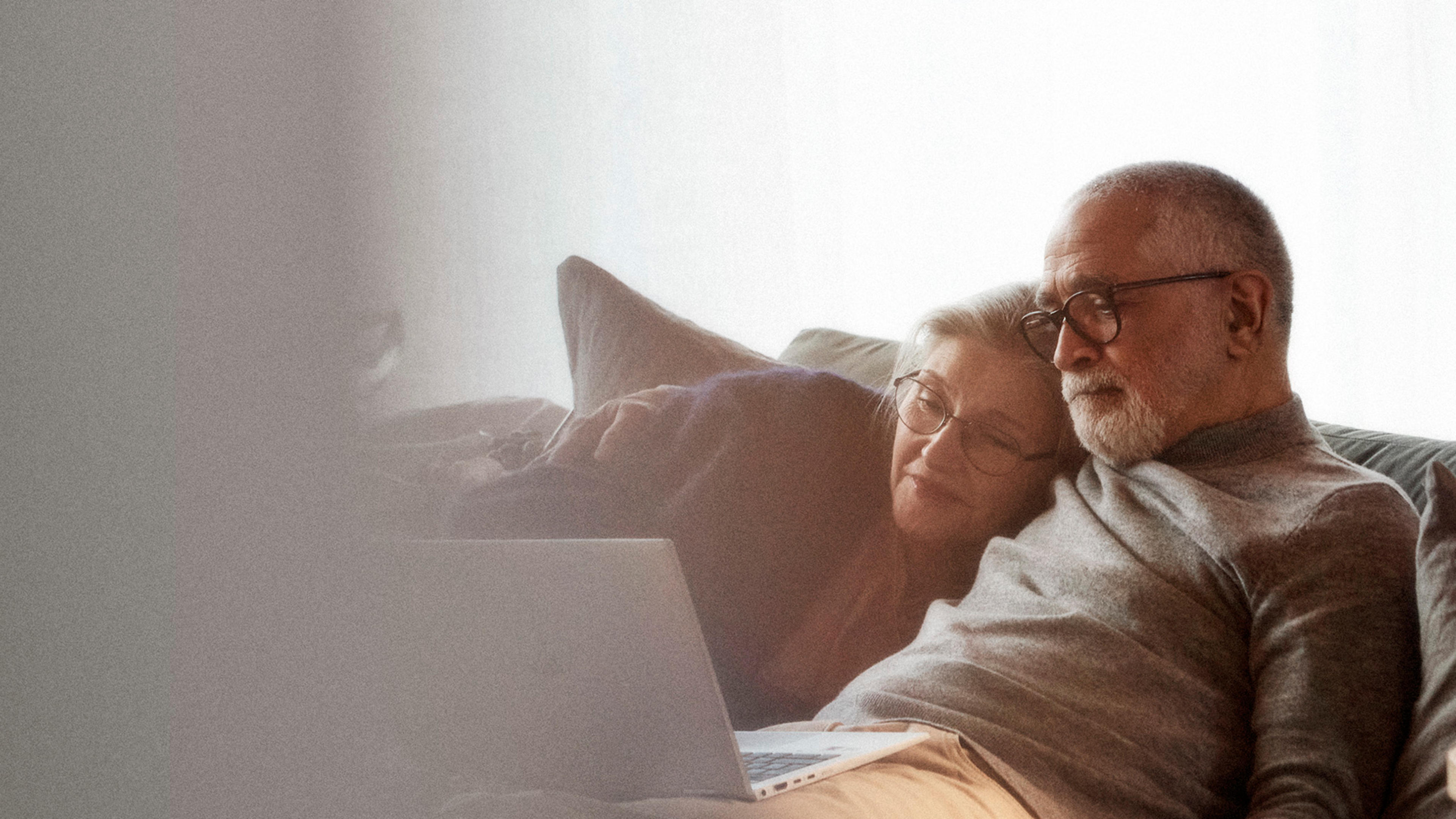 Koppla upp dig med bredband från Telia. Kombinera gärna med vår tv-tjänst.