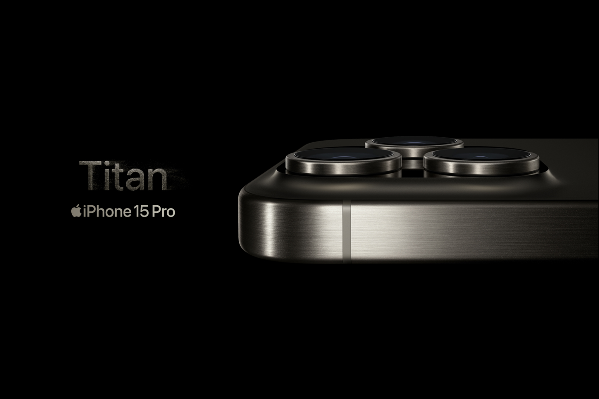 iPhone 15 Pro titan