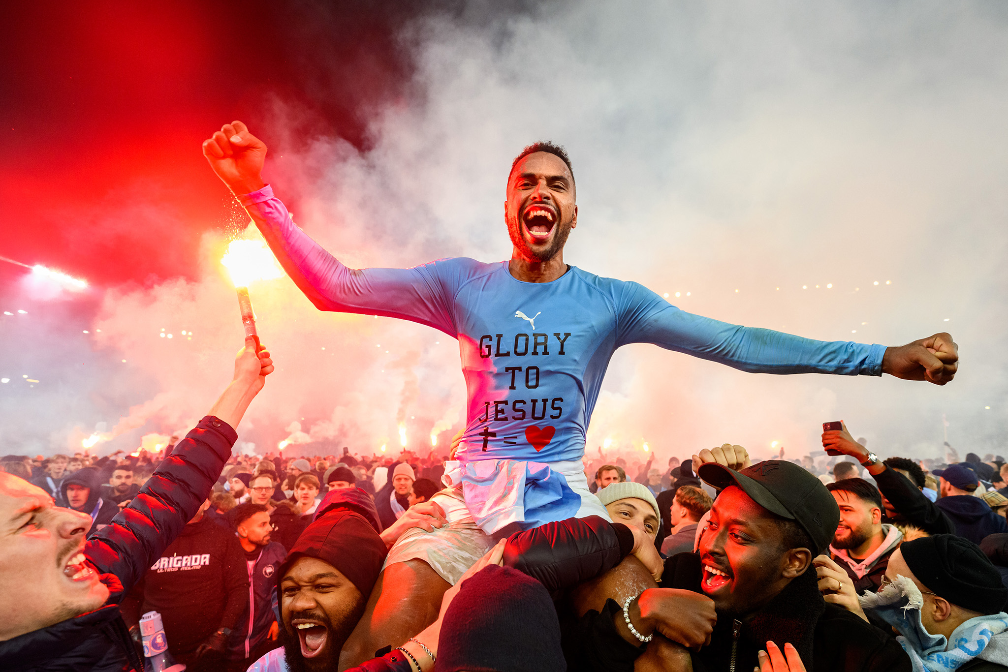Isaac Kiese Thelin i Malmö FF firar sin seger i Allsvenskan efter matchen mellan Malmö FF och Elfsborg den 12 november 2023 i Malmö, Sverige.