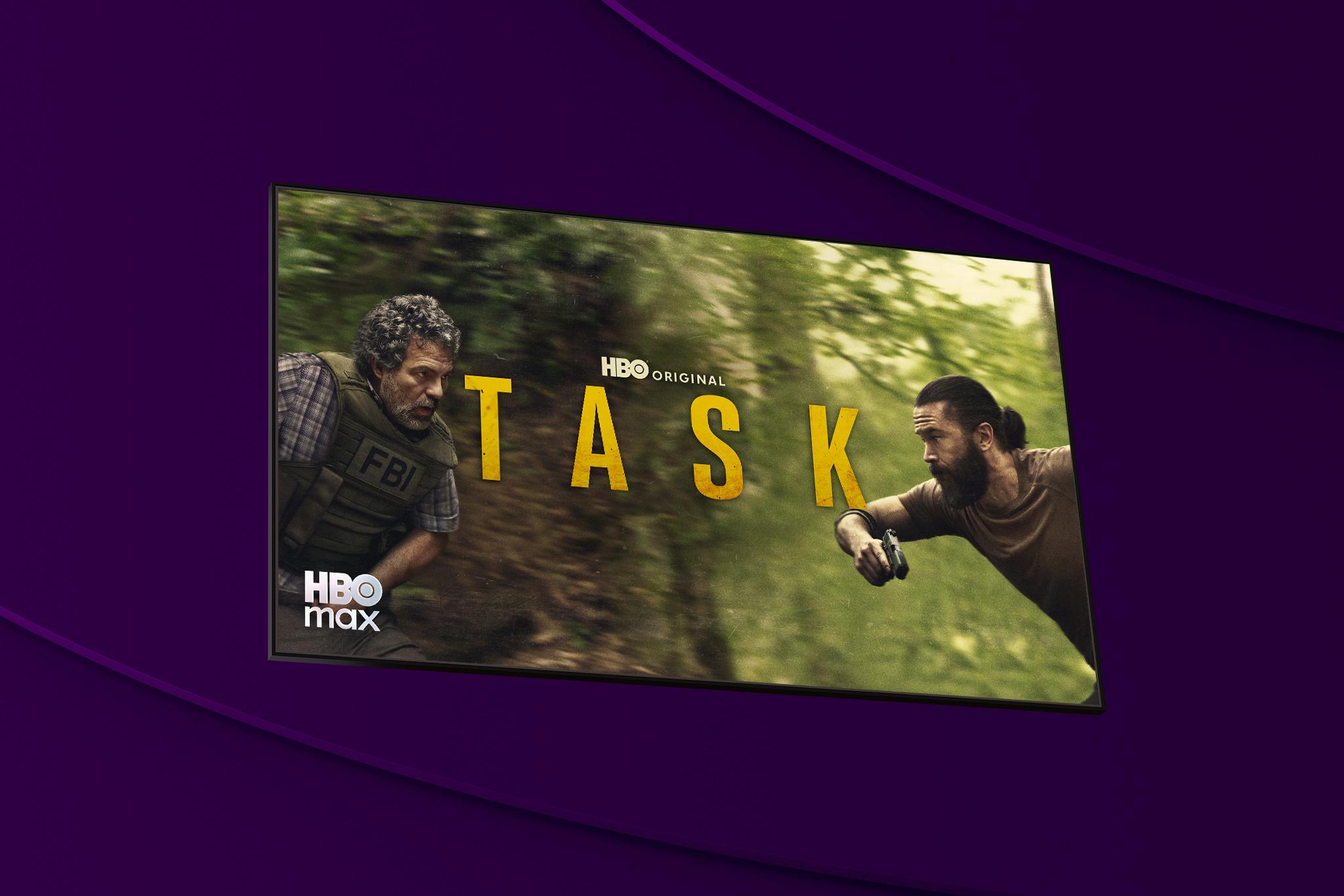 Följ när en specialenhet på FBI försöker sätta stopp för en serie våldsamma rån orkestrerade av en intet ont anande familjefar. Streama dramaserien "Task" på HBO Max med Telia nu!