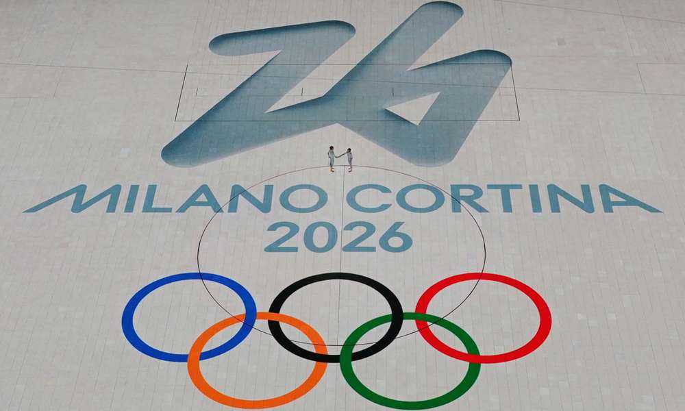 Streama allt från Milano Cortina 2026 med Telia och något av våra sportpaket med sporträttigheterna till vinter-OS där Warner Bros. Discovery äger betalrättigheterna medan TV4 och SVT delar på de fria tv-rättigheterna.