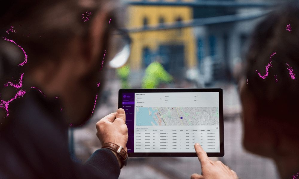Person som pekar på skärm
