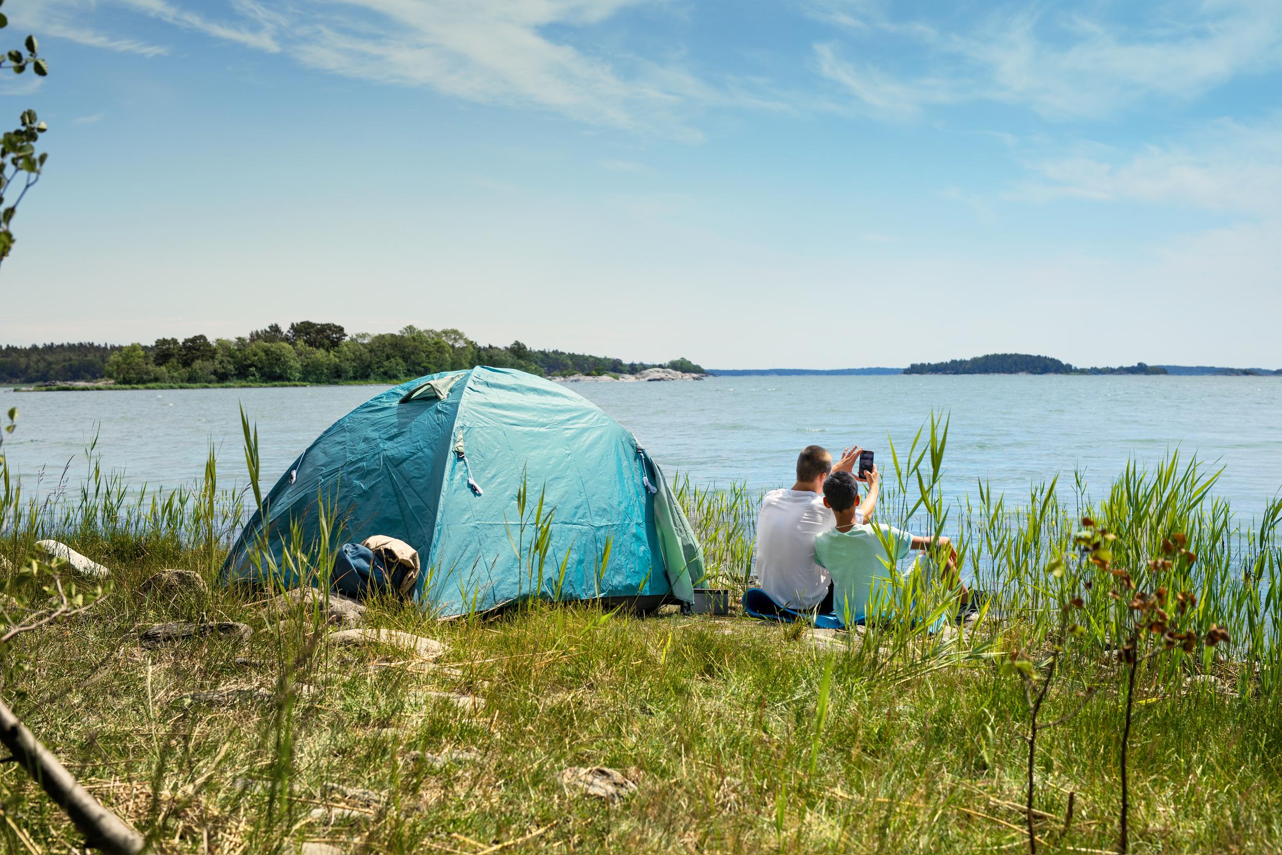 Våra bästa erbjudanden på mobilt, bredband, tv & streaming – Telia.se