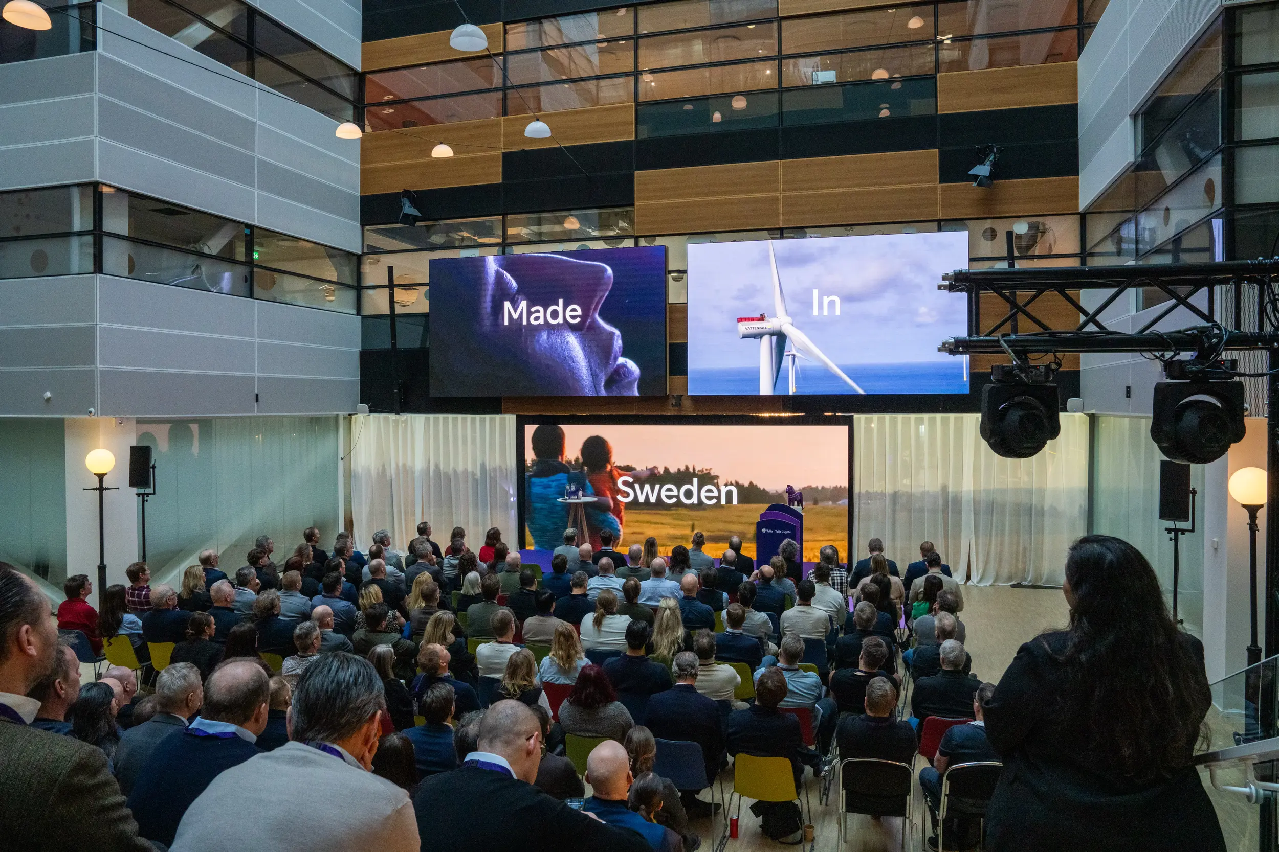 Telias företagsevent Connnected Business, scen på huvudkontoret i Solna.