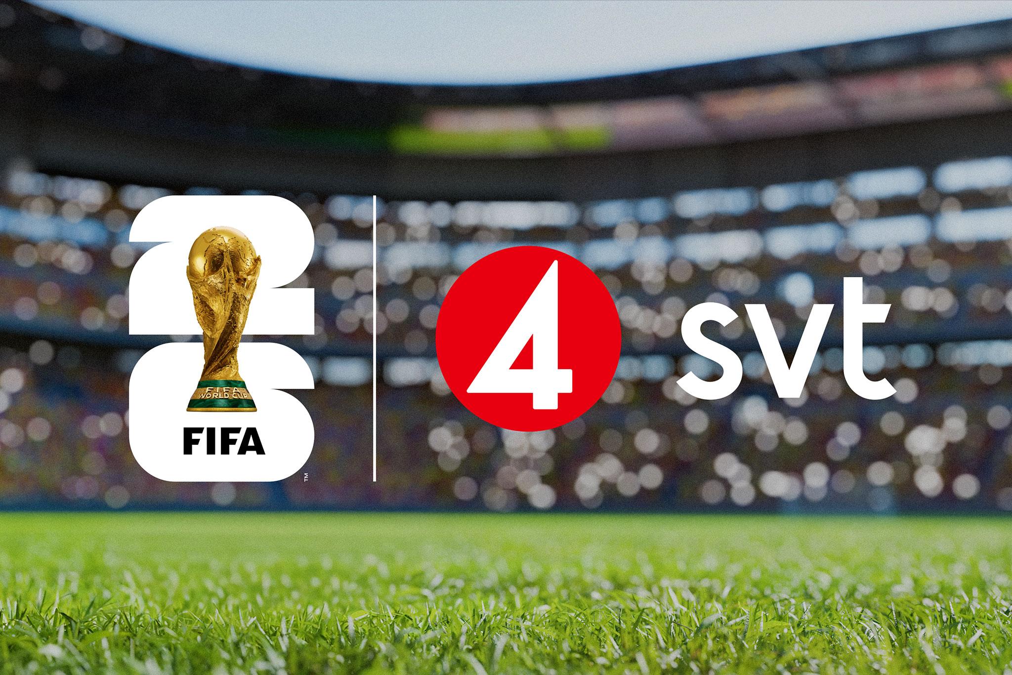 En fotbollsplan med FIFA, TV4 och SVT:s logotoper.