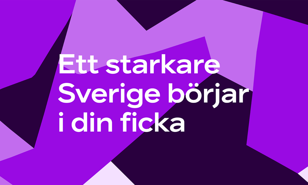 Texten "Ett starkare Sverige börjar i din ficka" på kamouflagemänstrad bakgrund.