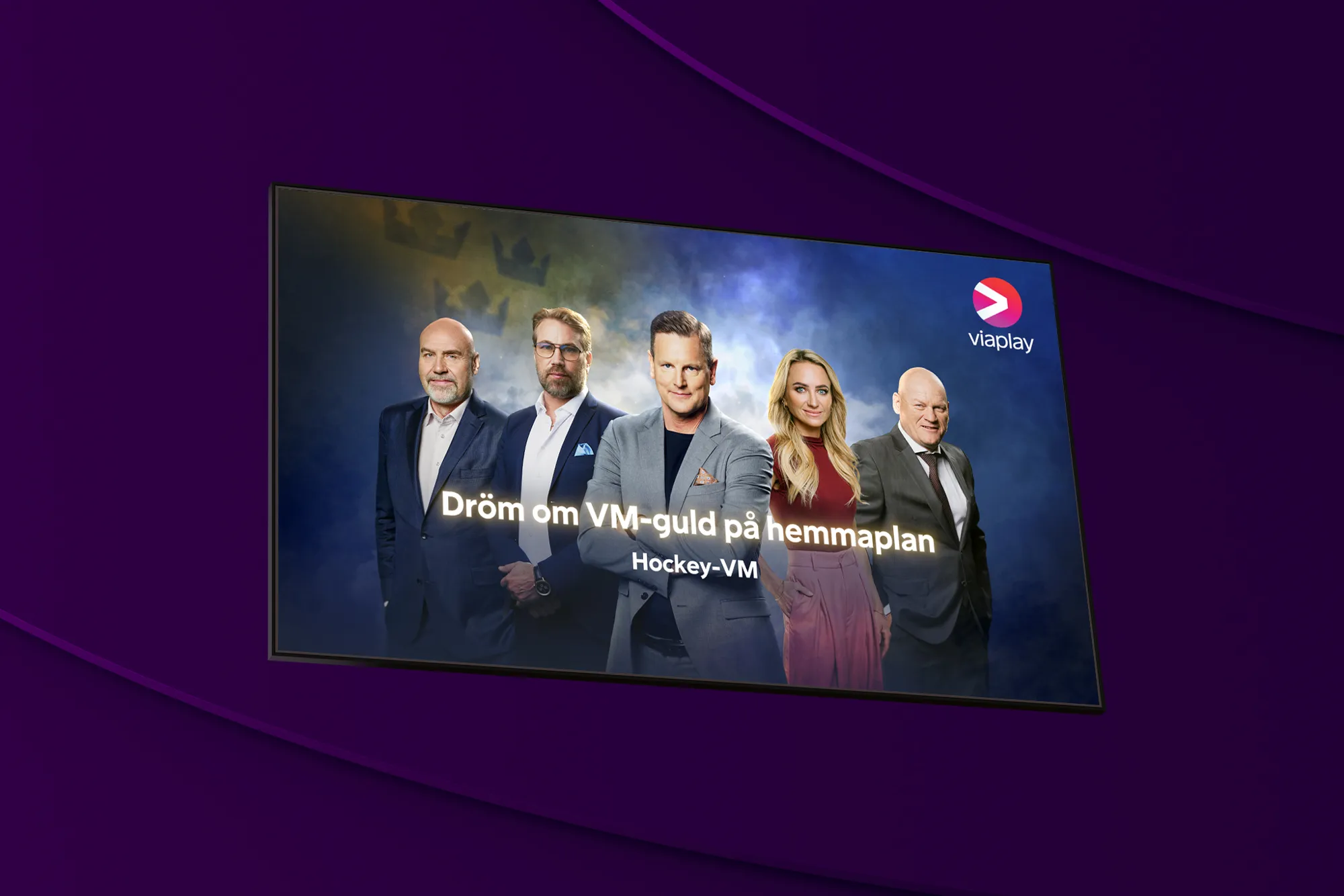 En tv-skärm med årets kommentatorer och experter under hockey-VM 2025 på Viaplay.