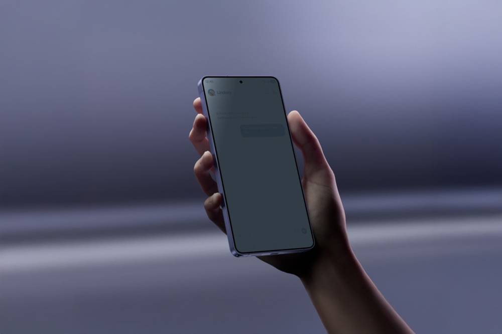 Nya Privacy Display i Samsung S26 för jobb på offentliga plaster.